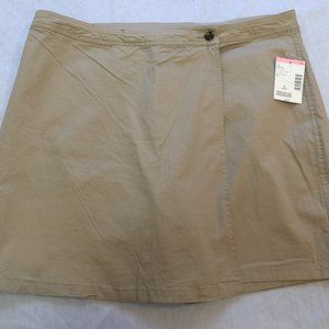 🌼🌼🌼 NWT LAURA SCOTT WRAP WOMENS SKIRT SKORT WITH BUILT SHORTS SIZE 18 🌼🌼🌼